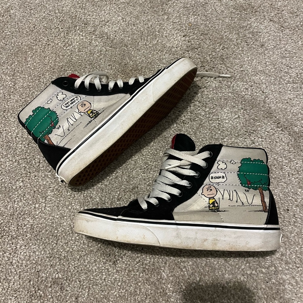 Snoopy limited edition vans!